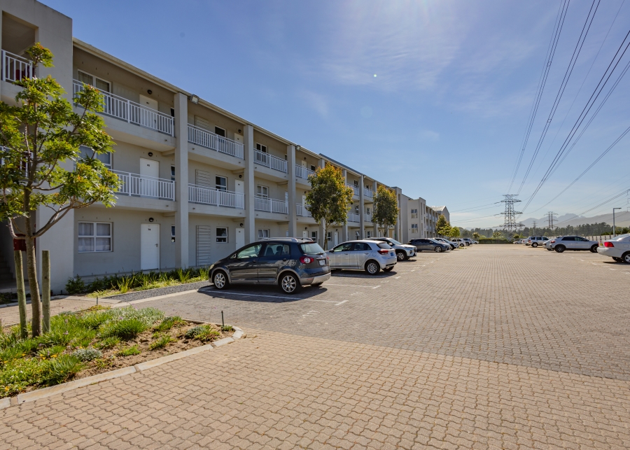 To Let 2 Bedroom Property for Rent in Haasendal Western Cape